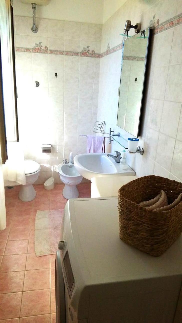 Bouganville A Apartament B&B Civitanova Marche Exterior foto